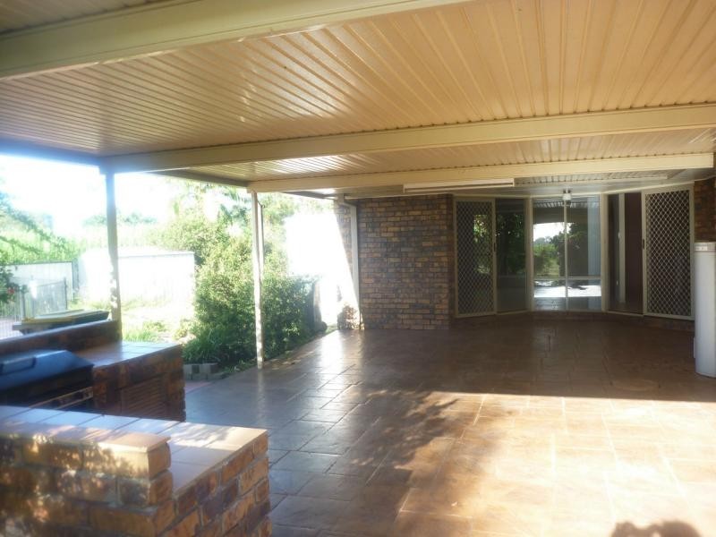 16 Station Road, Horton QLD 4660