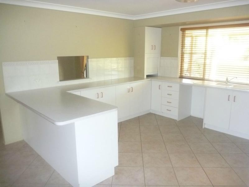 16 Station Road, Horton QLD 4660