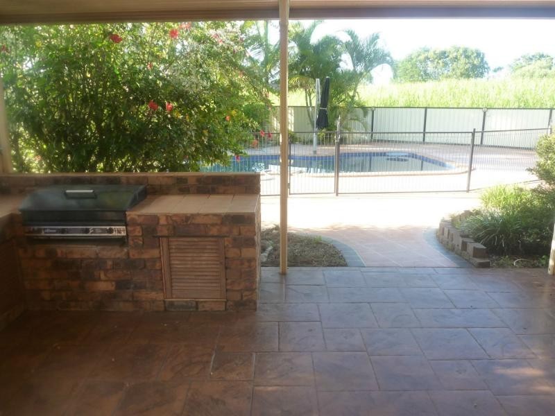 16 Station Road, Horton QLD 4660