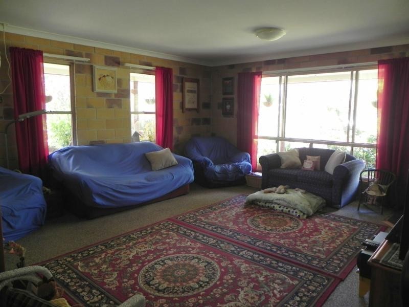 8 Whites Road, Horton, Childers QLD 4660