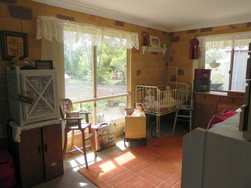 8 Whites Road, Horton, Childers QLD 4660