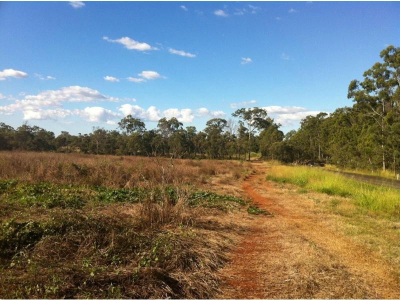 417 Kevin Livingston Drive, Isis Central QLD 4660