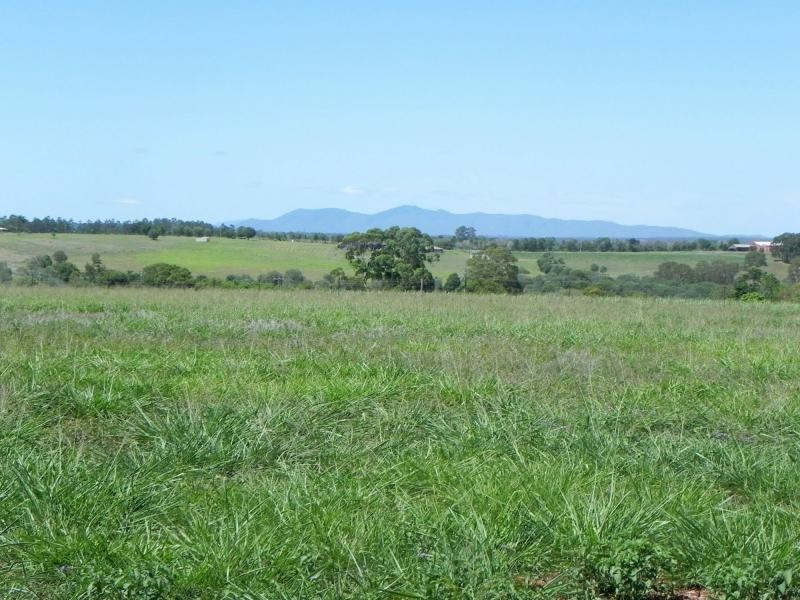 172 Huxley Road, Childers QLD 4660