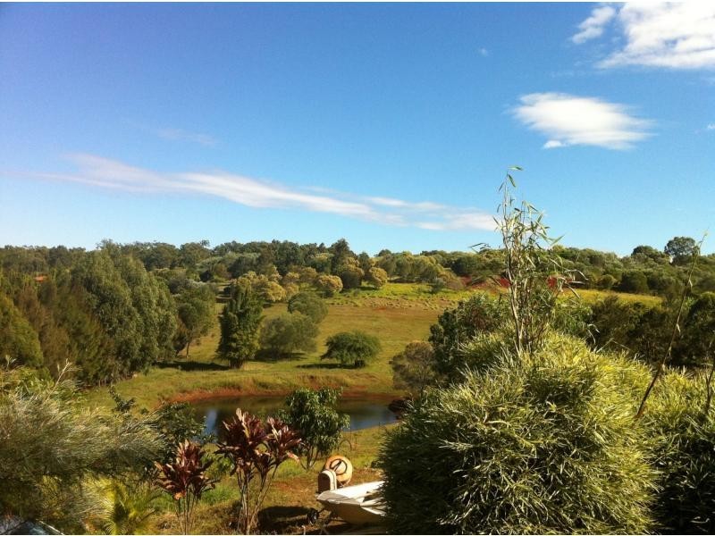 126 Rainbows Road, South Isis QLD 4660