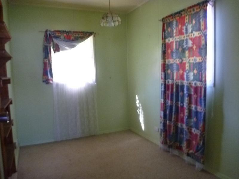 5 Pizzey Street, Childers QLD 4660