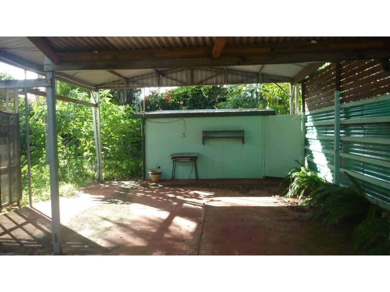 5 Pizzey Street, Childers QLD 4660