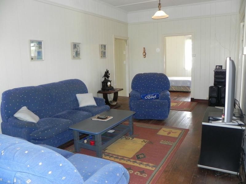 7 THOMPSON ROAD, Childers QLD 4660