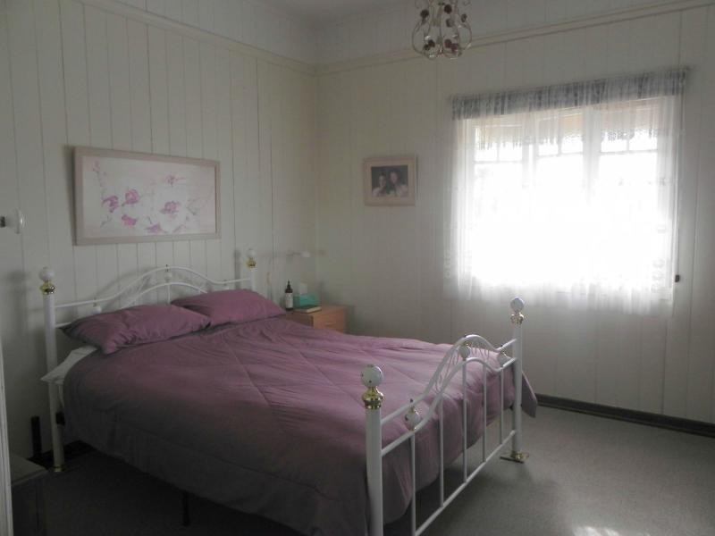7 THOMPSON ROAD, Childers QLD 4660