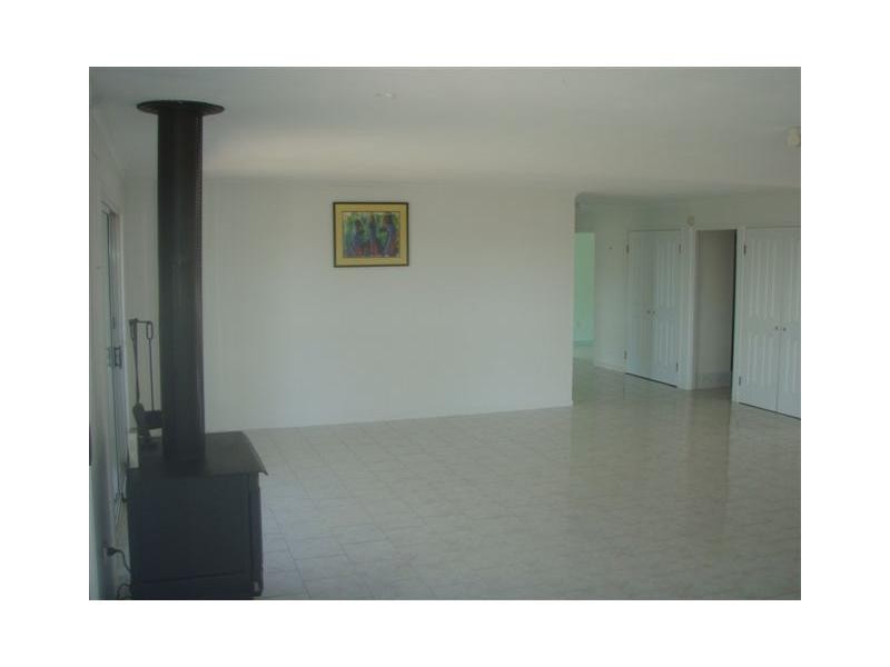 36 Lakeview Drive, Apple Tree Creek QLD 4660