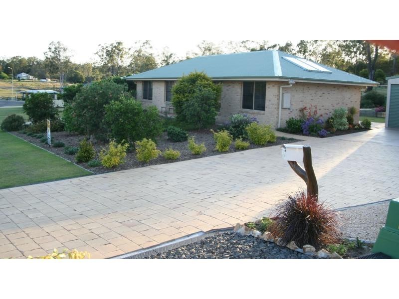6 Cockatoo Court, Apple Tree Creek QLD 4660