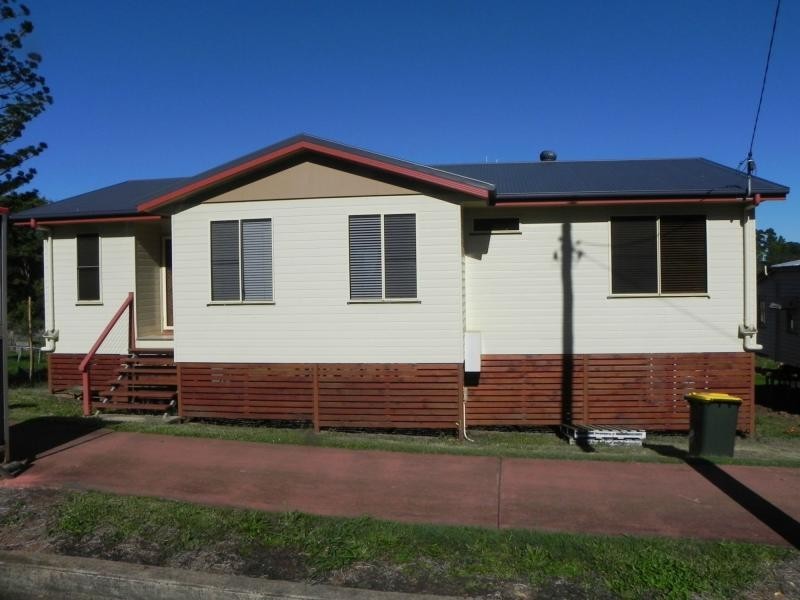 19 Queen Street, Cordalba QLD 4660