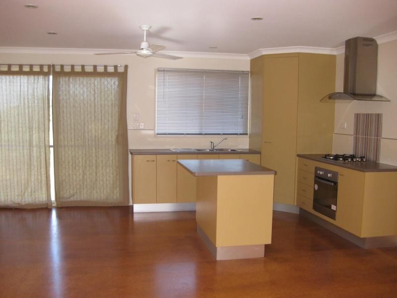 19 Queen Street, Cordalba QLD 4660