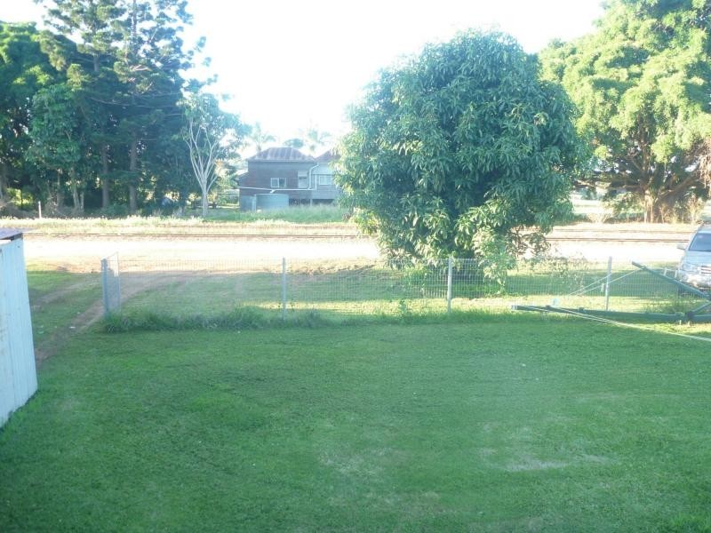 5 Churchill Street, Childers QLD 4660
