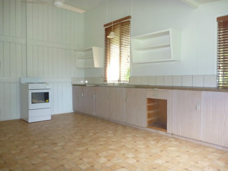 3 Holme Street, Cordalba QLD 4660