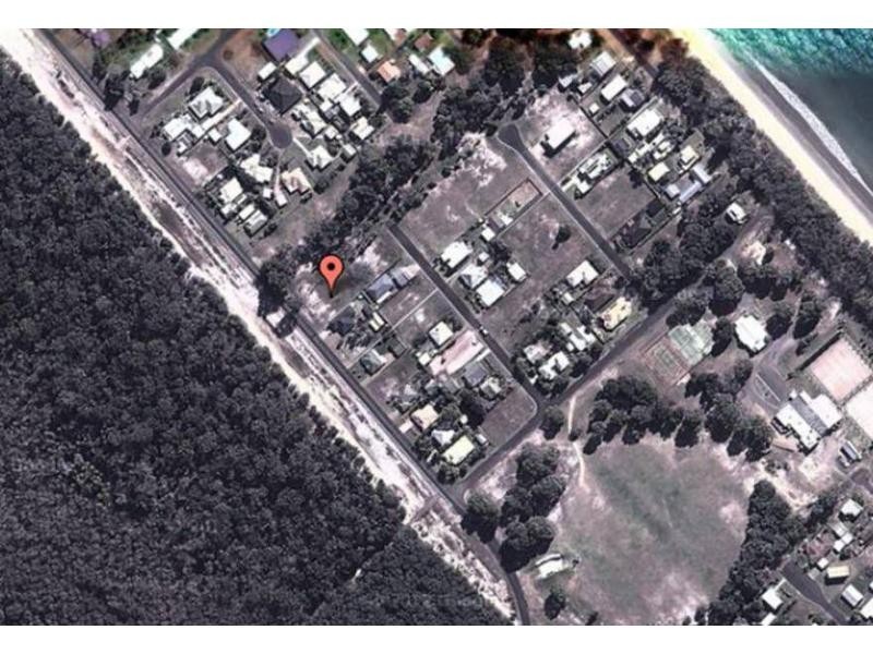 18 Acacia Street, Woodgate QLD 4660