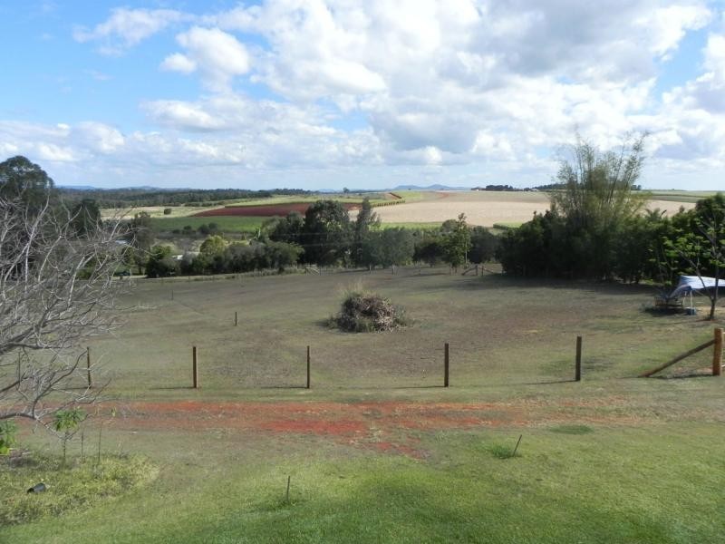 149 Thompson Road, Childers QLD 4660