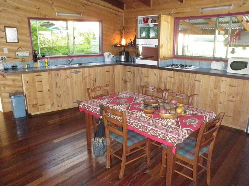 26 Lakeview Drive, Gin Gin QLD 4671