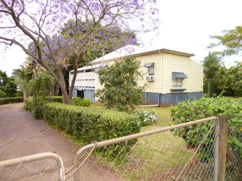 5 Federal Street, Childers QLD 4660