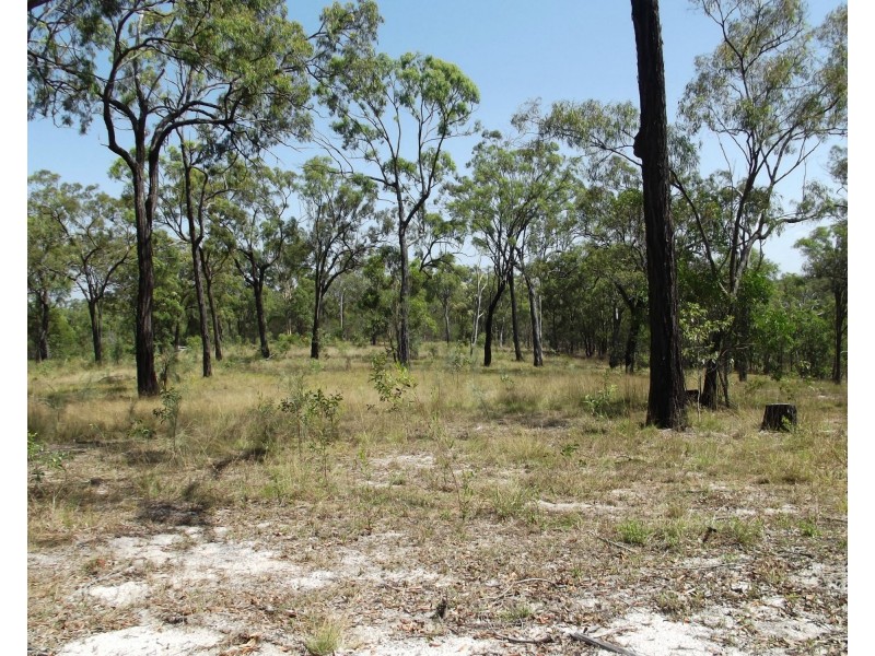 553 BERRIES Road, Kullogum QLD 4660