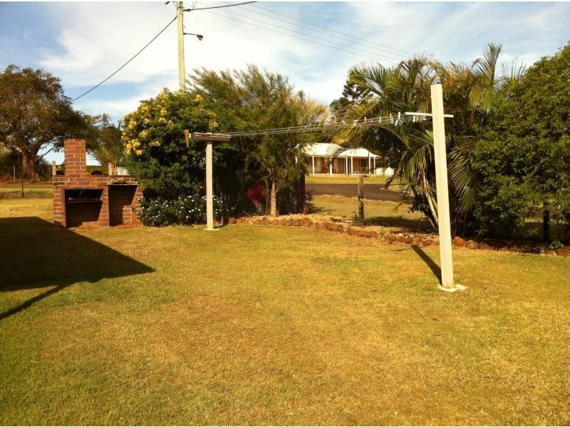 16 Queen Street, Cordalba QLD 4660