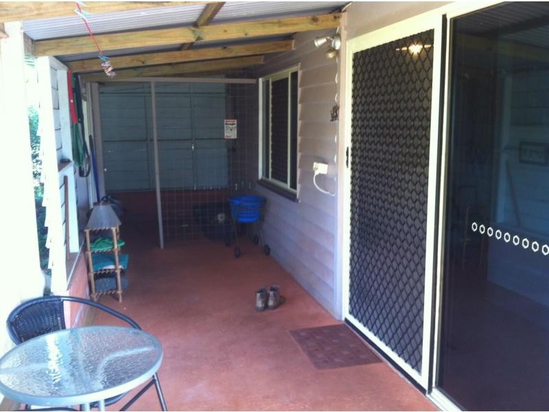 16 Queen Street, Cordalba QLD 4660