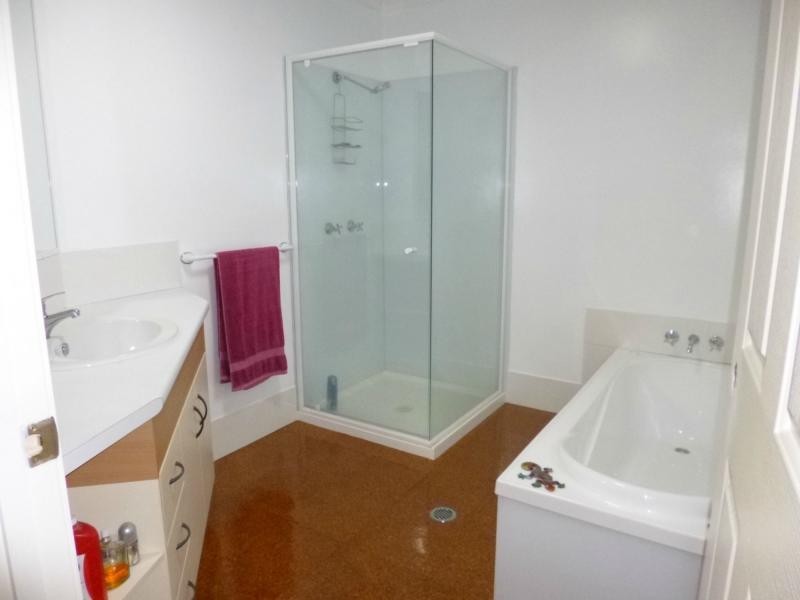 1 Melelueca Court, Redridge QLD 4660