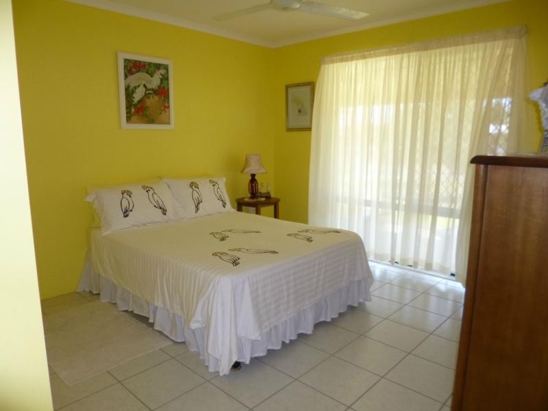 2 Sunset Avenue, Woodgate QLD 4660