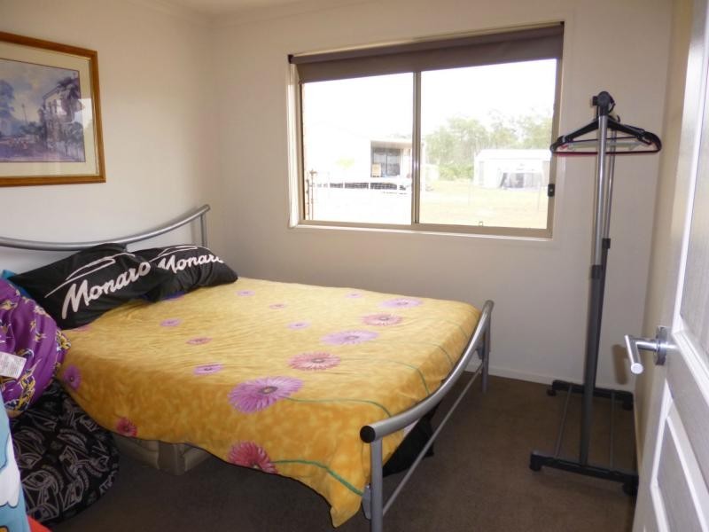 27 Yalla Lane, Redridge QLD 4660