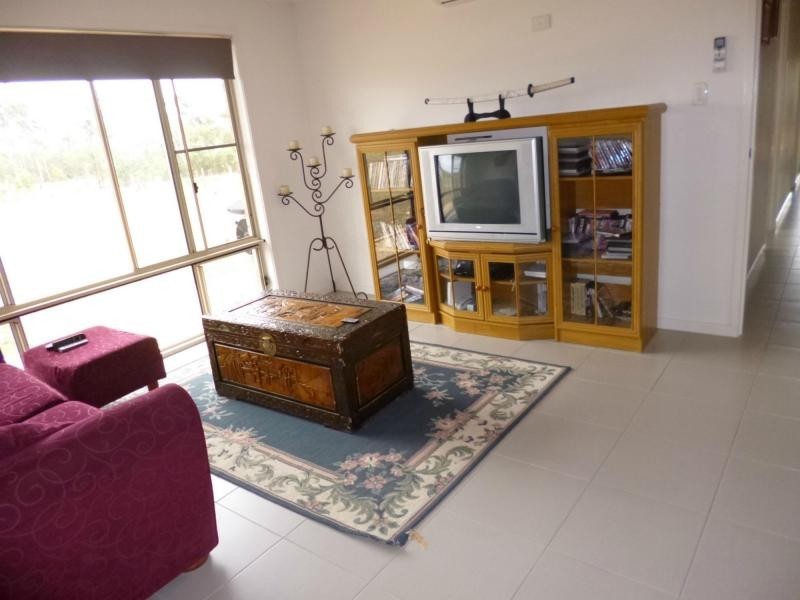 27 Yalla Lane, Redridge QLD 4660