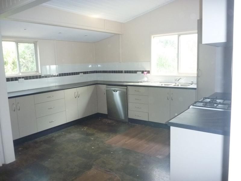 Isis Central QLD 4660
