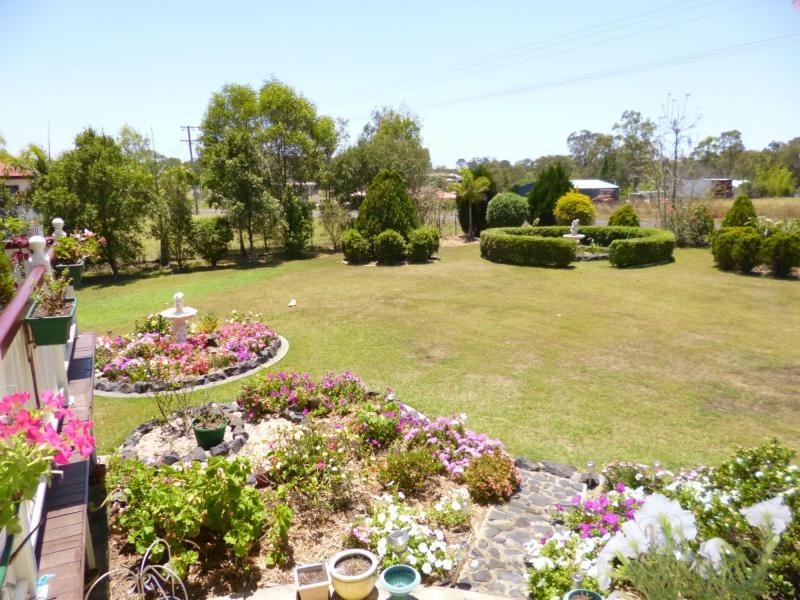 84 Redridge Crescent, Redridge QLD 4660