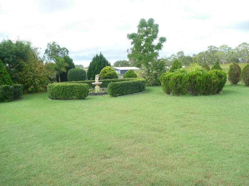 84 Redridge Crescent, Redridge QLD 4660