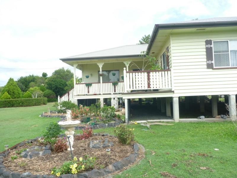 84 Redridge Crescent, Redridge QLD 4660