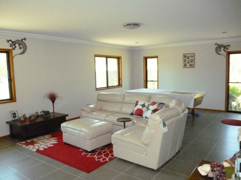 34 OAKVIEW Drive, Redridge QLD 4660