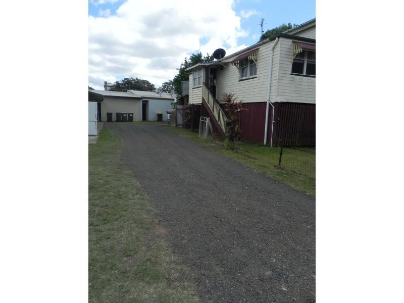 37 Macrossan Street, Childers QLD 4660