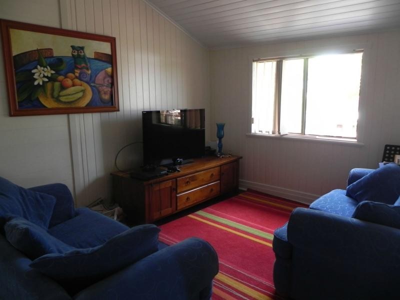 34 North Street, Childers QLD 4660