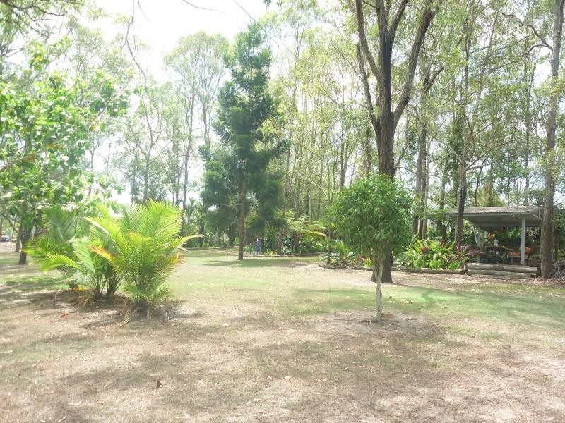 40 Palm Springs Drive, Calavos QLD 4670