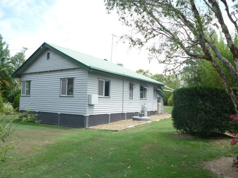 40 Palm Springs Drive, Calavos QLD 4670