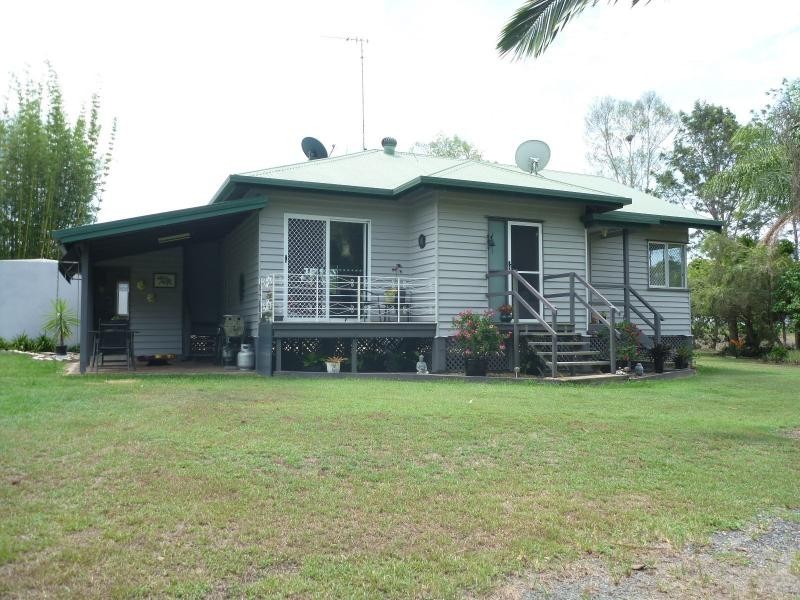 40 Palm Springs Drive, Calavos QLD 4670