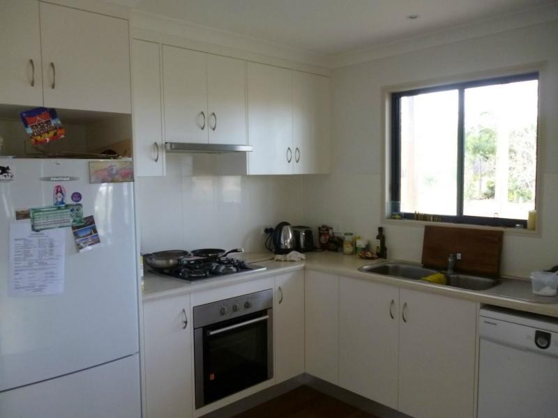 27 STELEY Street, Buxton QLD 4660