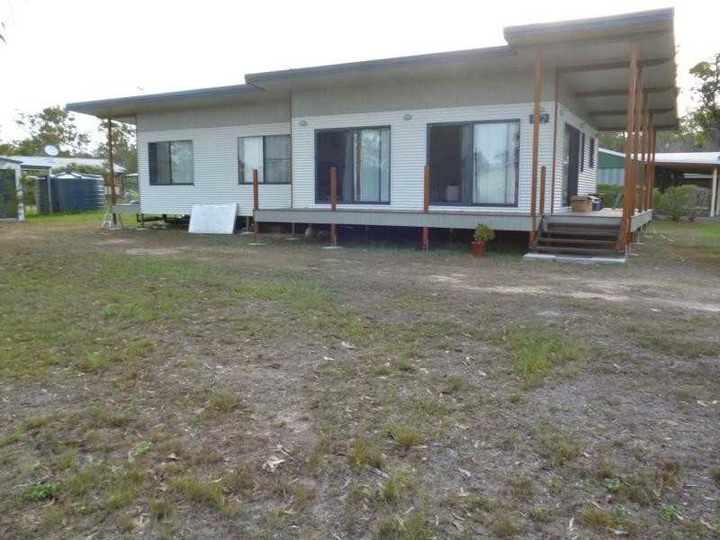 27 STELEY Street, Buxton QLD 4660