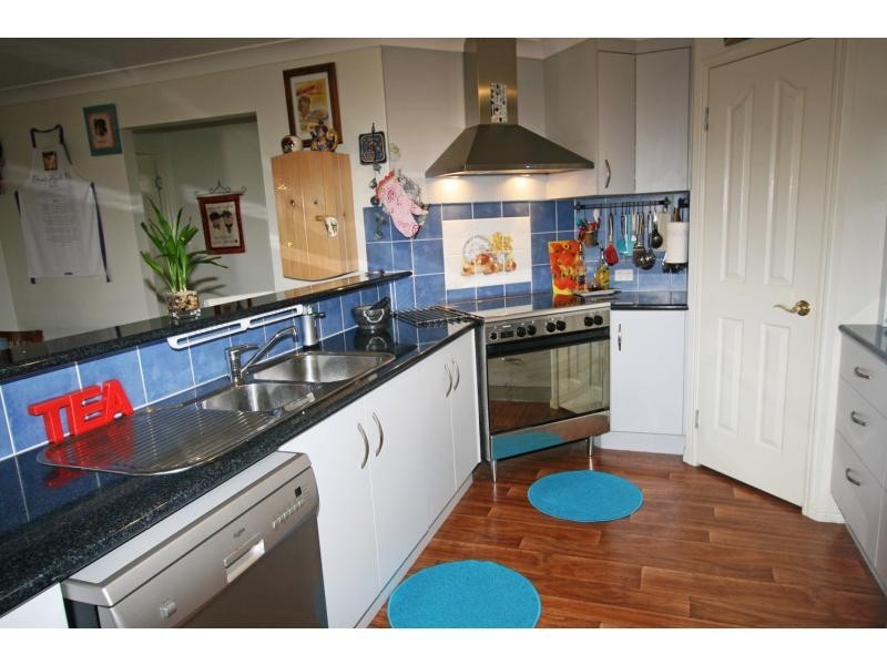 59 LAKEVIEW Drive, Apple Tree Creek QLD 4660