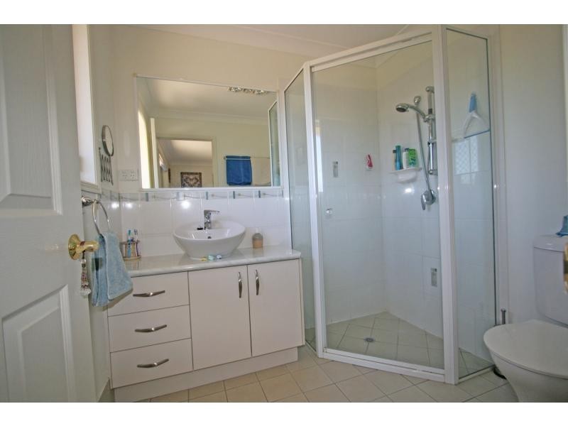 59 LAKEVIEW Drive, Apple Tree Creek QLD 4660