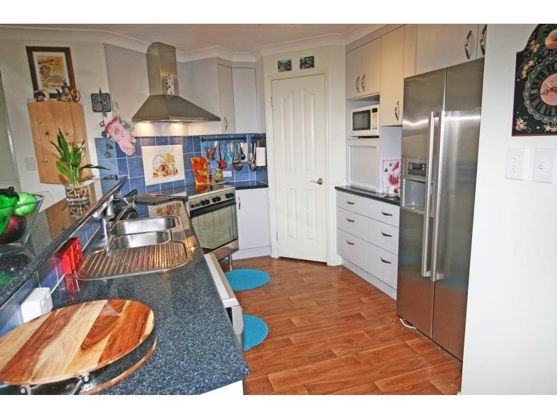 59 LAKEVIEW Drive, Apple Tree Creek QLD 4660