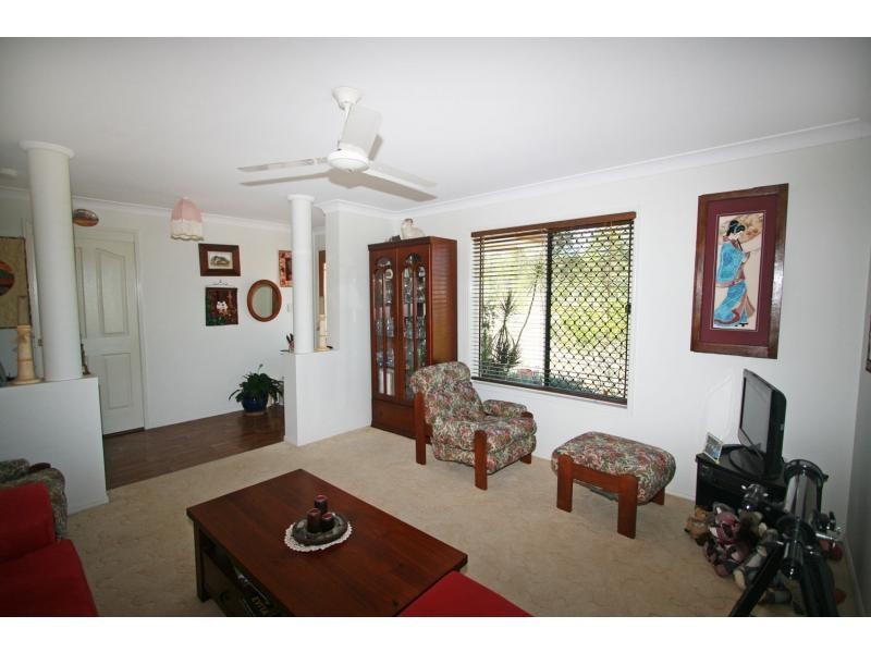 59 LAKEVIEW Drive, Apple Tree Creek QLD 4660