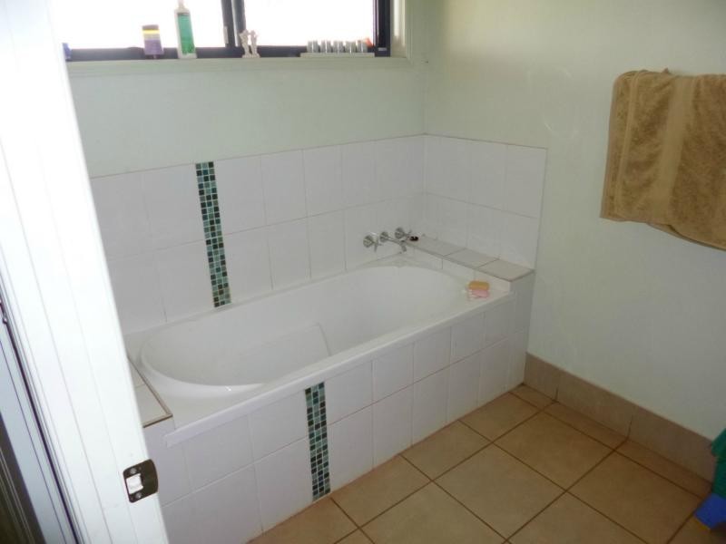 Abington QLD 4660