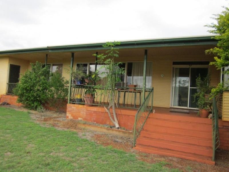 Coalstoun Lakes QLD 4621
