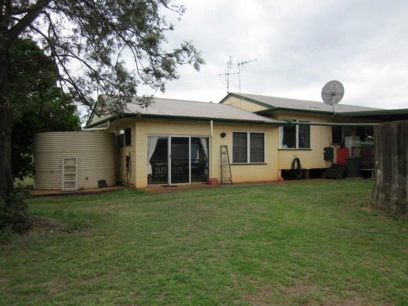 Coalstoun Lakes QLD 4621