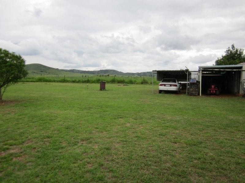 Coalstoun Lakes QLD 4621
