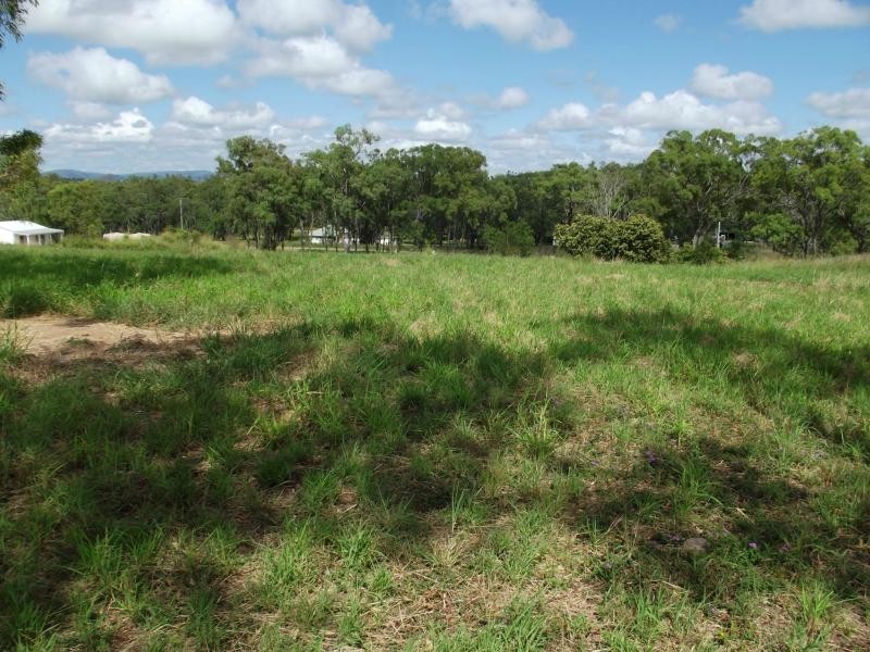 25 QUEEN Street, Dallarnil QLD 4621